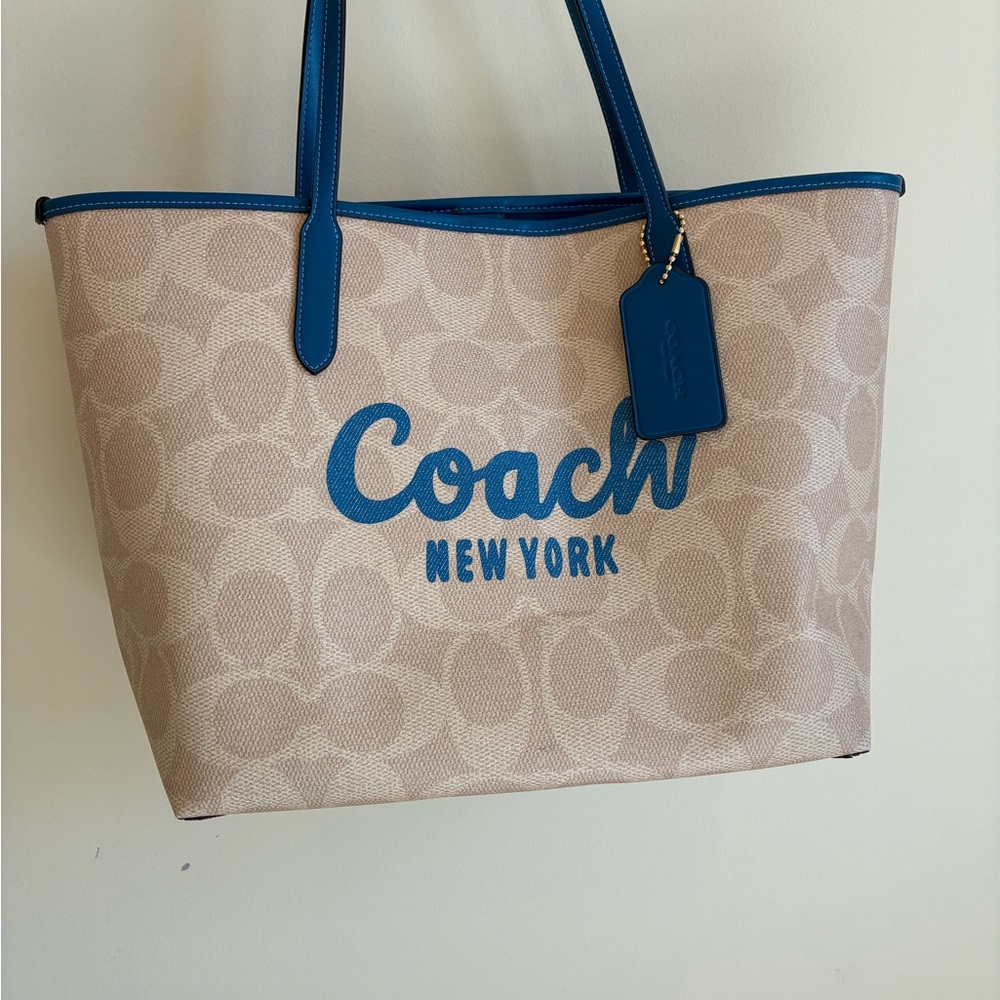 Coach City Tote Bag With Coach Graphic Sand Pacific Bright Mineral
